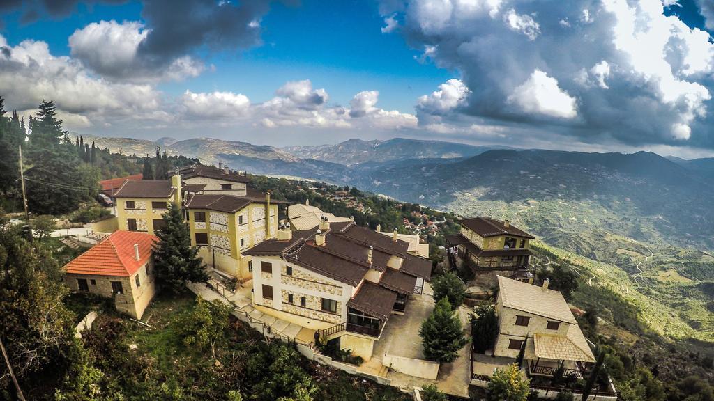 Synikia Mesi Trikalon Aetoma Suites מראה חיצוני תמונה