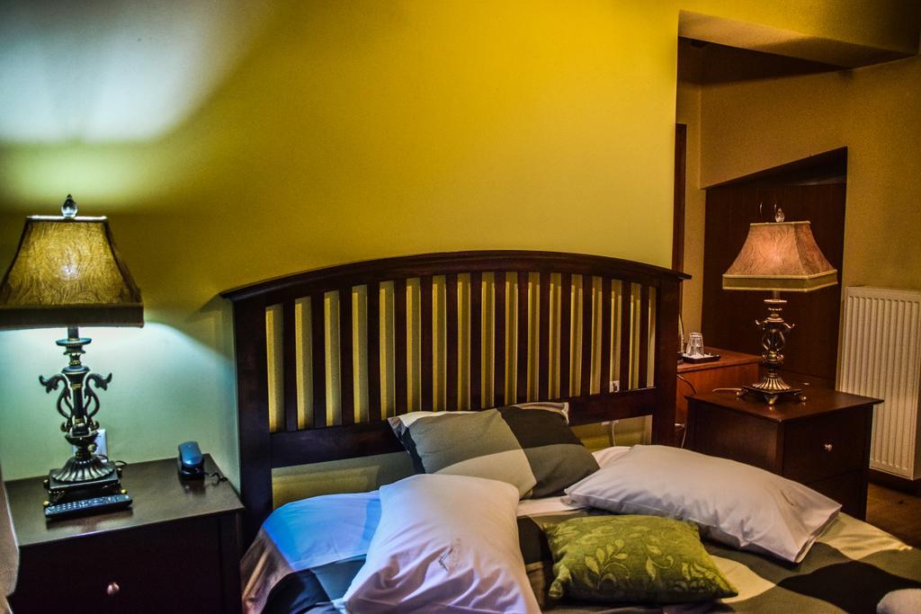 Synikia Mesi Trikalon Aetoma Suites מראה חיצוני תמונה